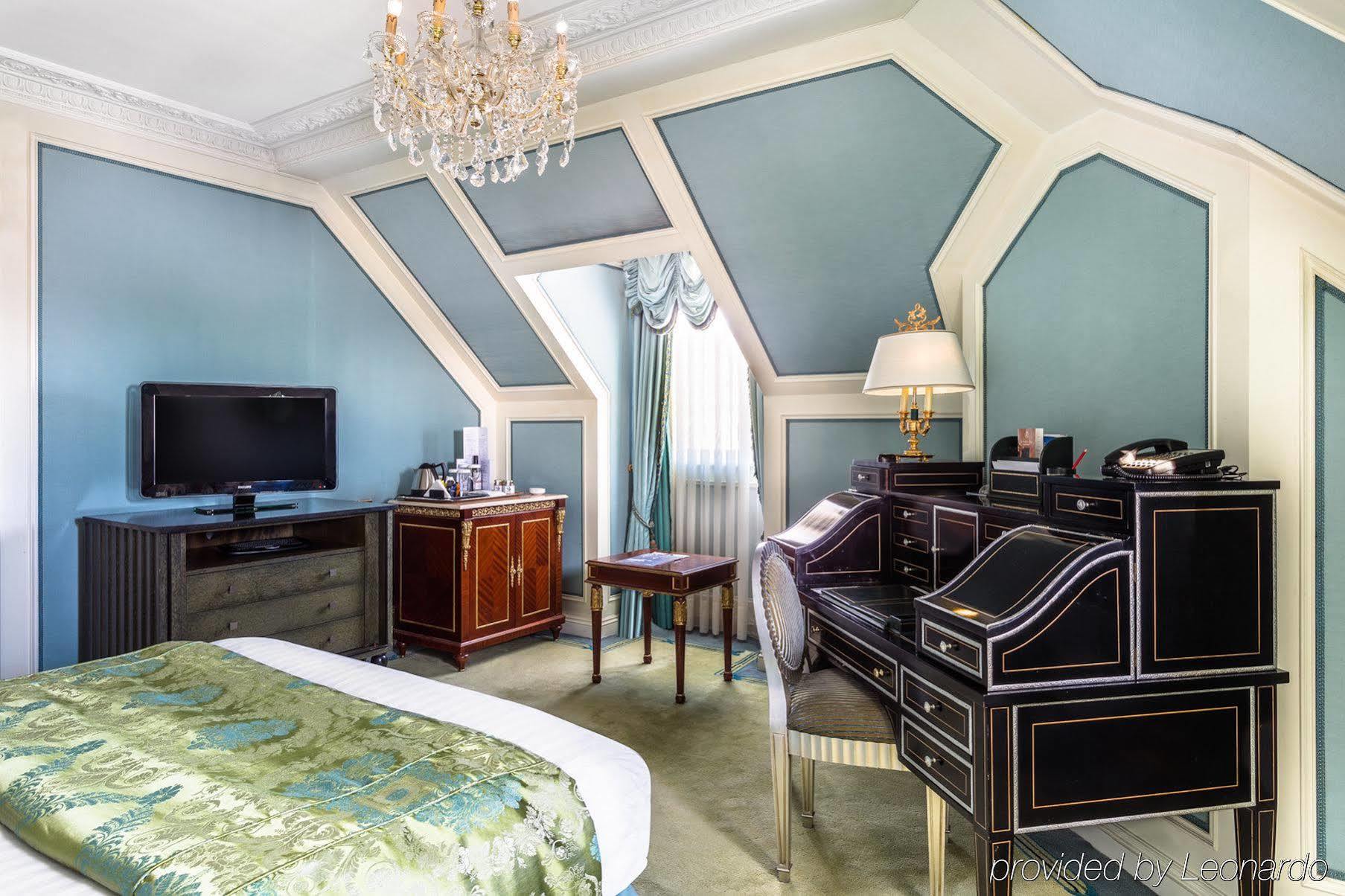 Bentley Hotell 5*