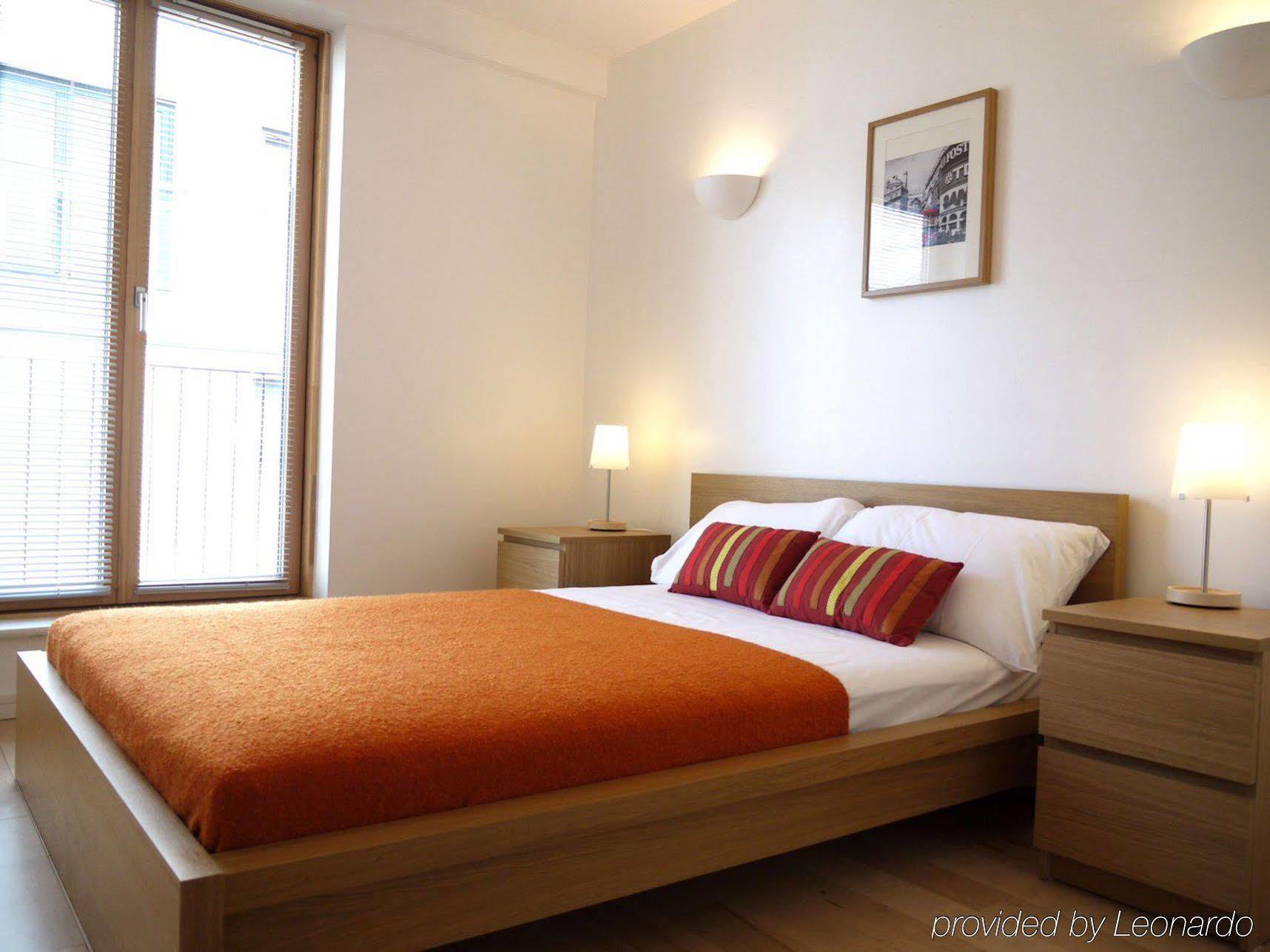 Beautiful 4-bedroom Flat In Bridge/borough! Apartment