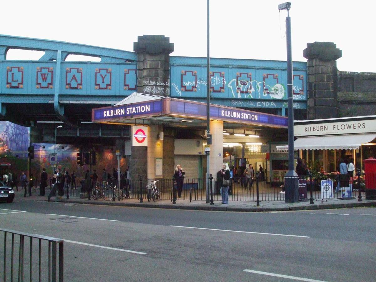 Kilburn Short London