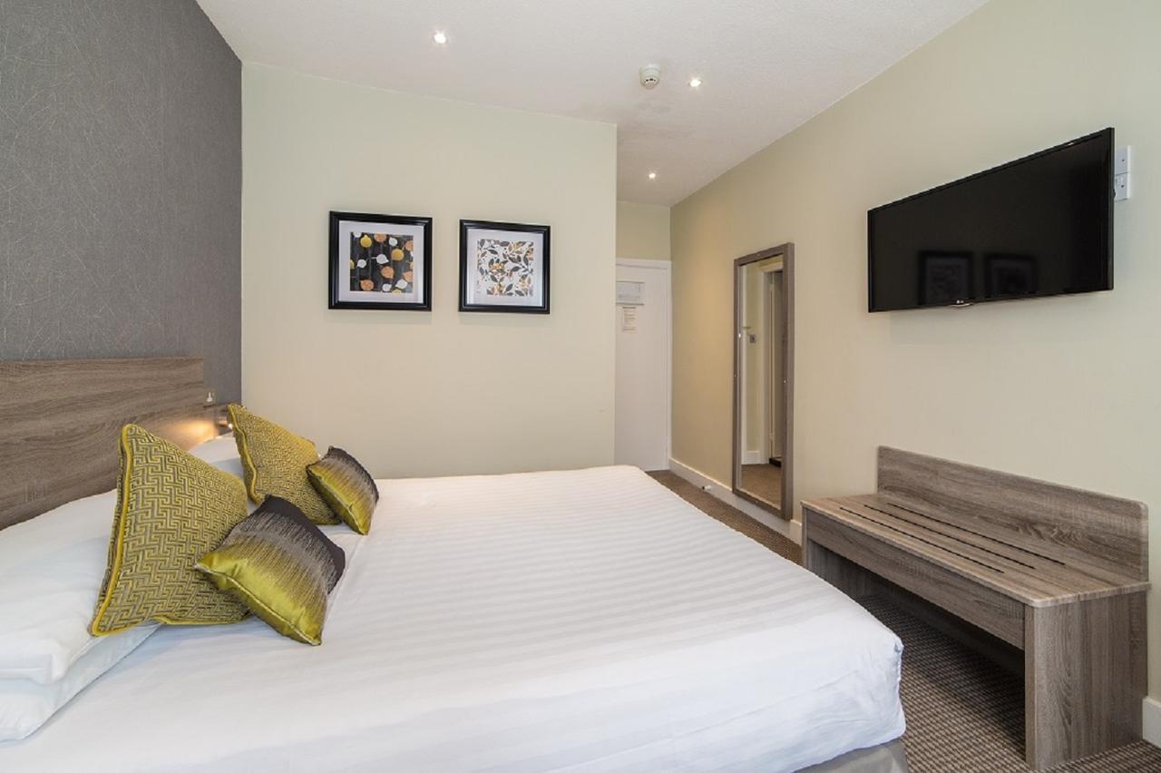 Phoenix Hotel London