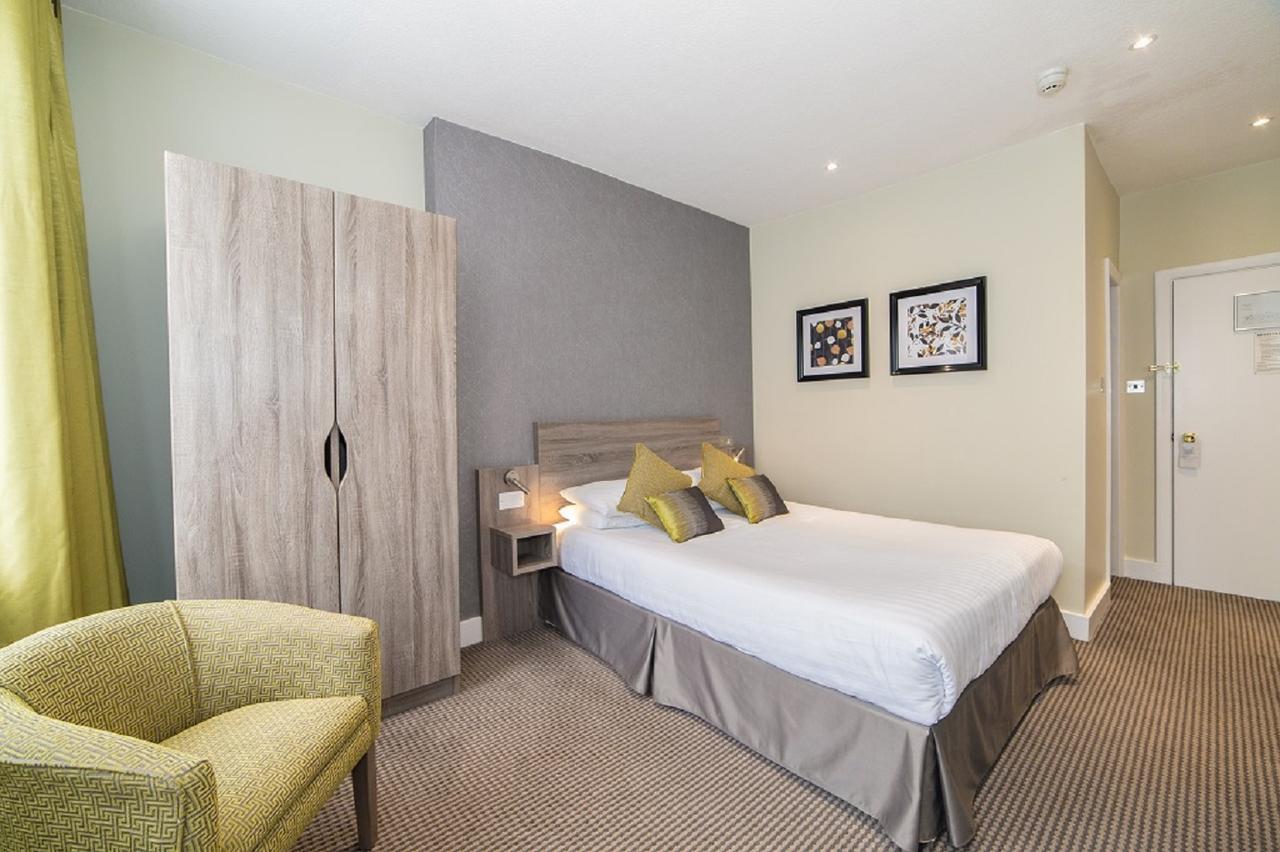 Phoenix 4* London
