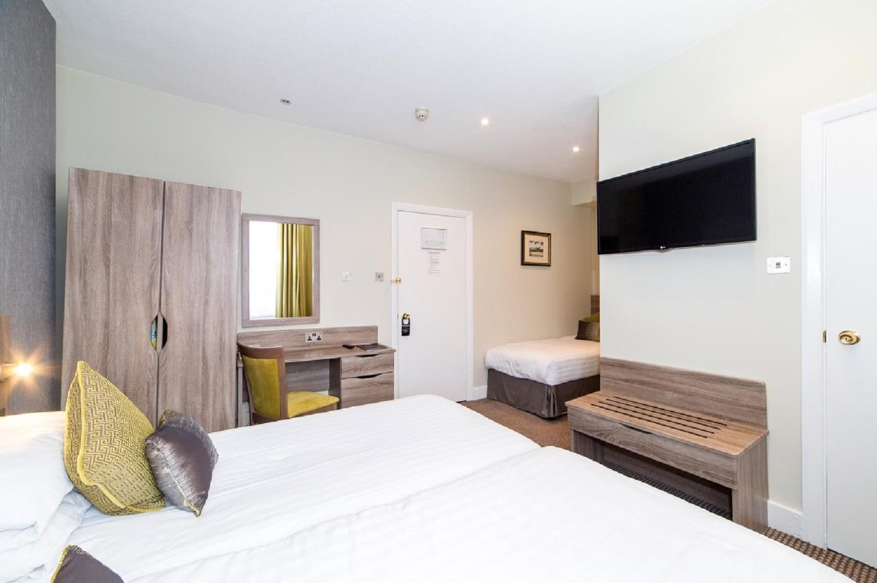 Phoenix 4* London