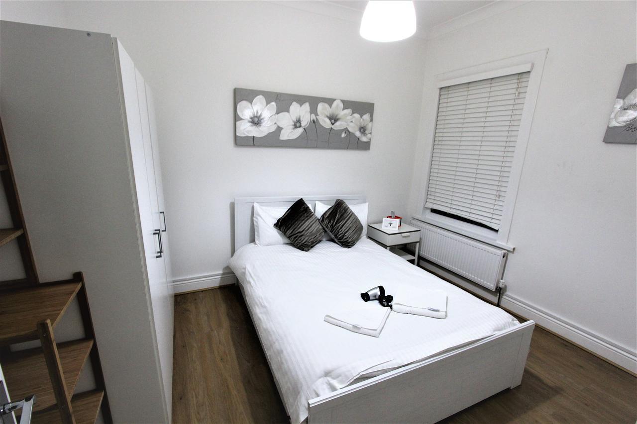 Leyton London