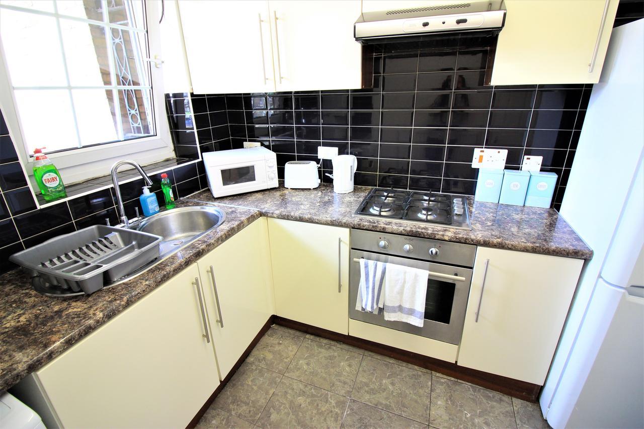 Guest Shelley Guest house *