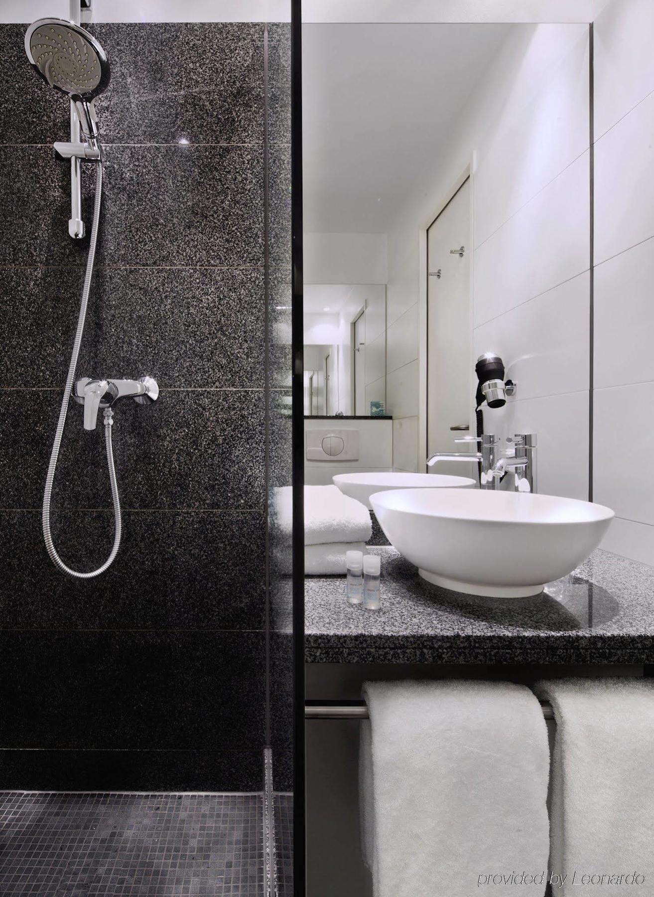 Hotell One London-tower Hill London