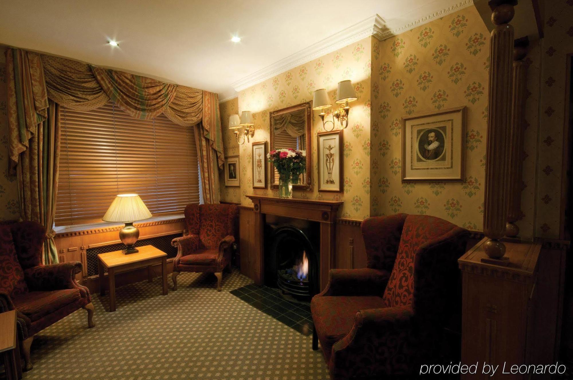 Phoenix Hotel