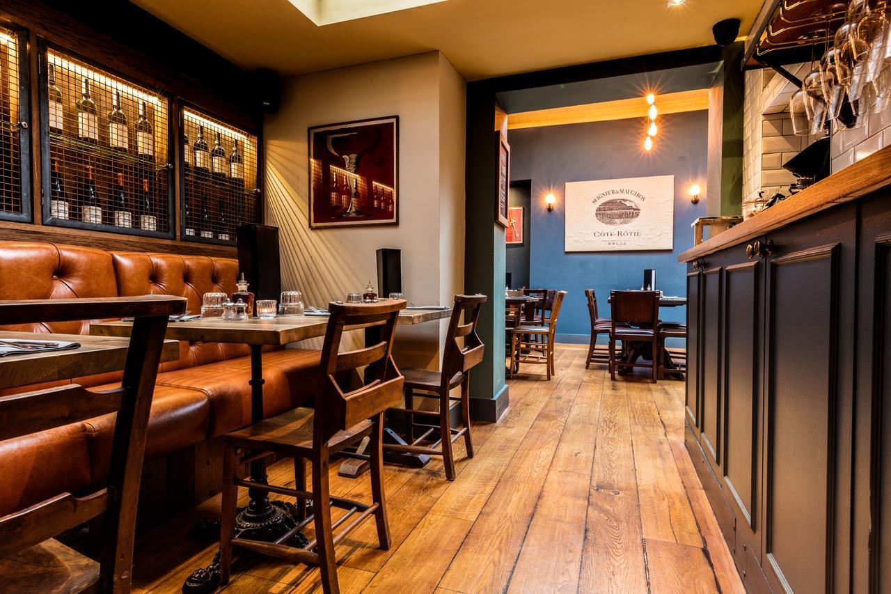 Hotell Fox And Anchor 4*