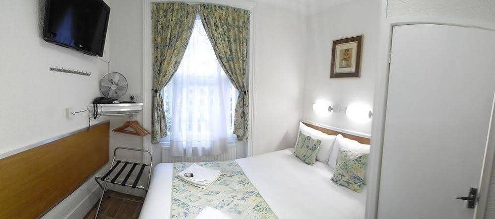 Hotell Falcon 3*