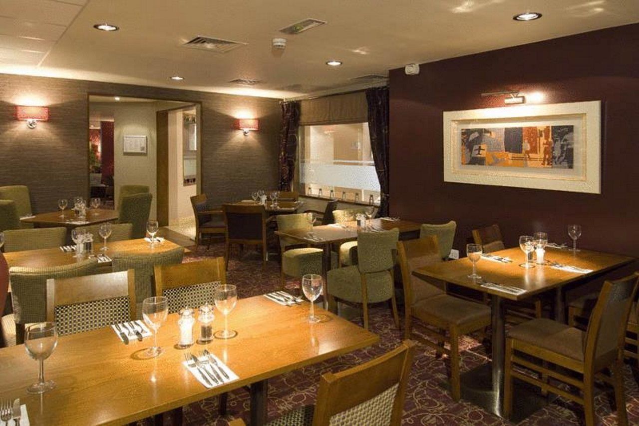 Premier Kensington Hotel 3*