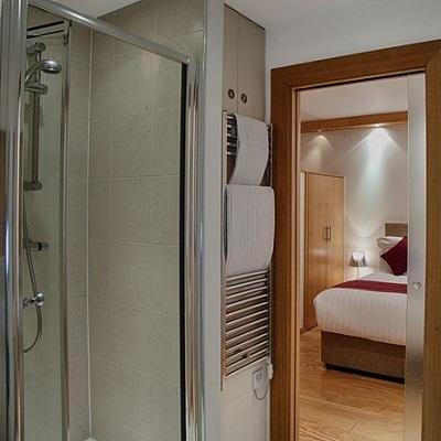 Tower Bridge 4* London