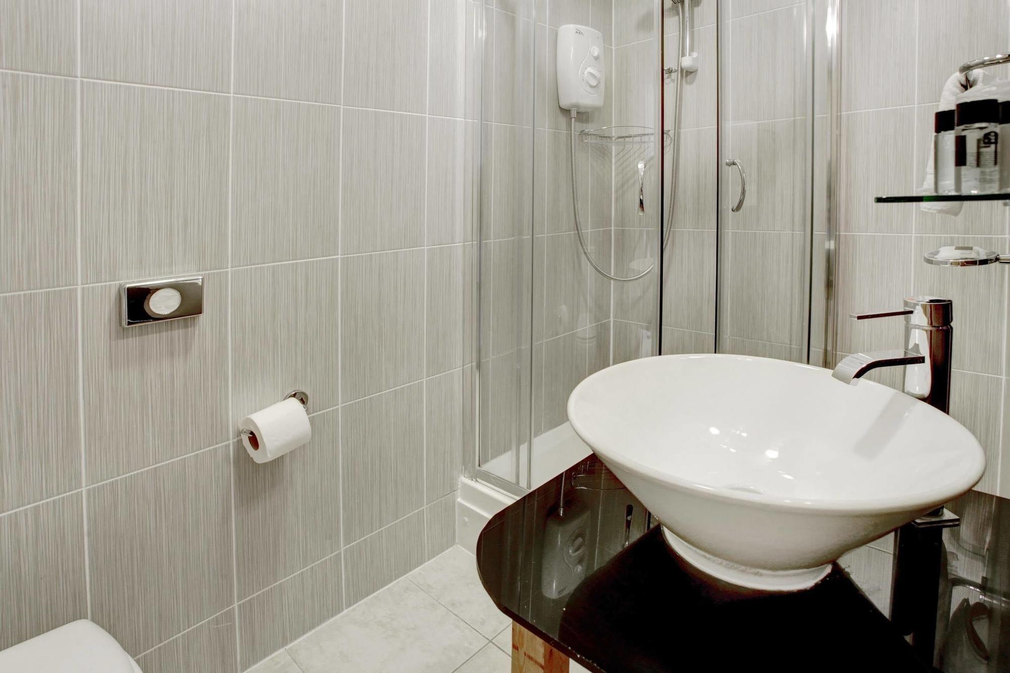 Hotel Western Ilford London