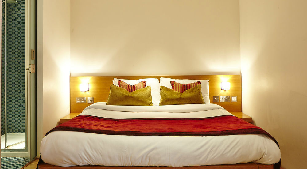 By Marriott Kensington 4* Londen
