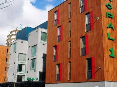 Don Gratton House * London