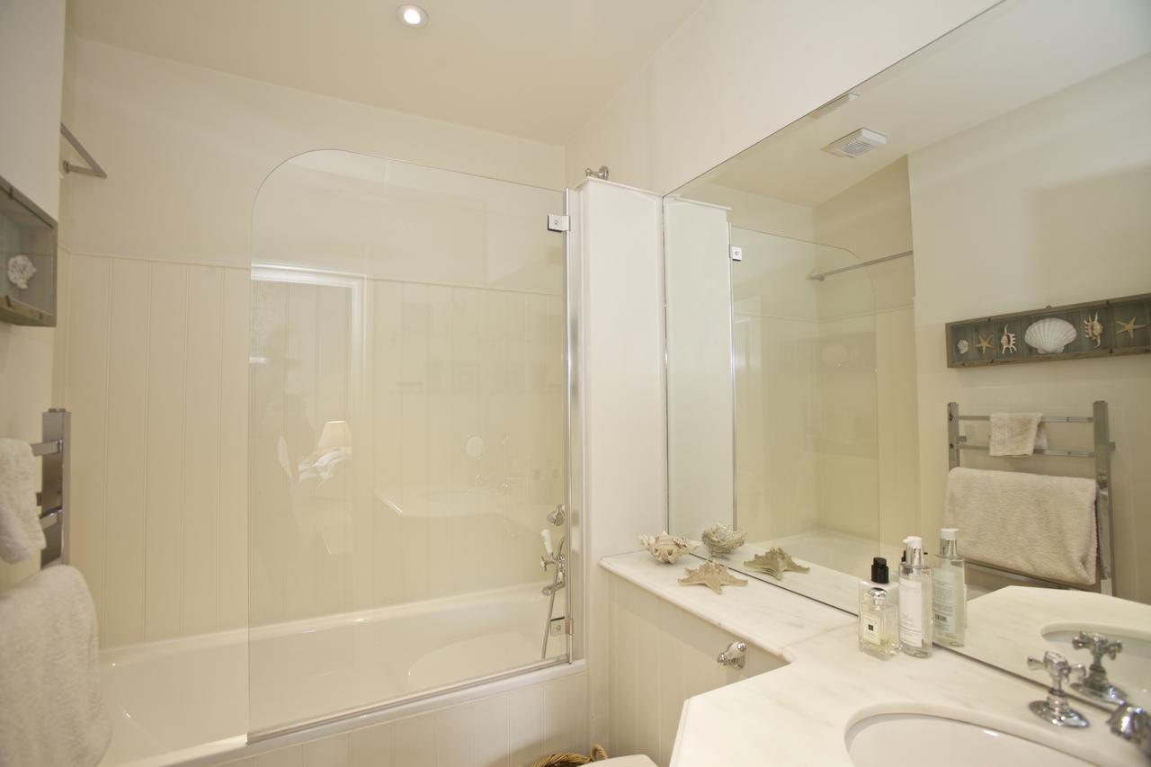 Apartment Redcliffe Gardens *