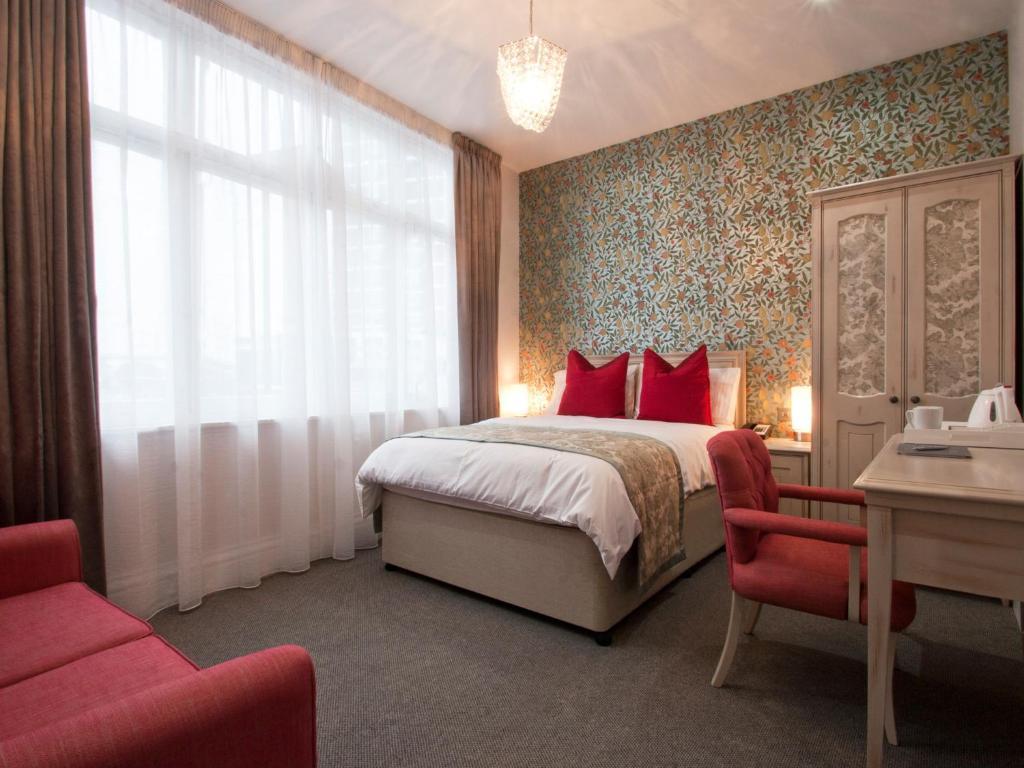 W12 Hotel London