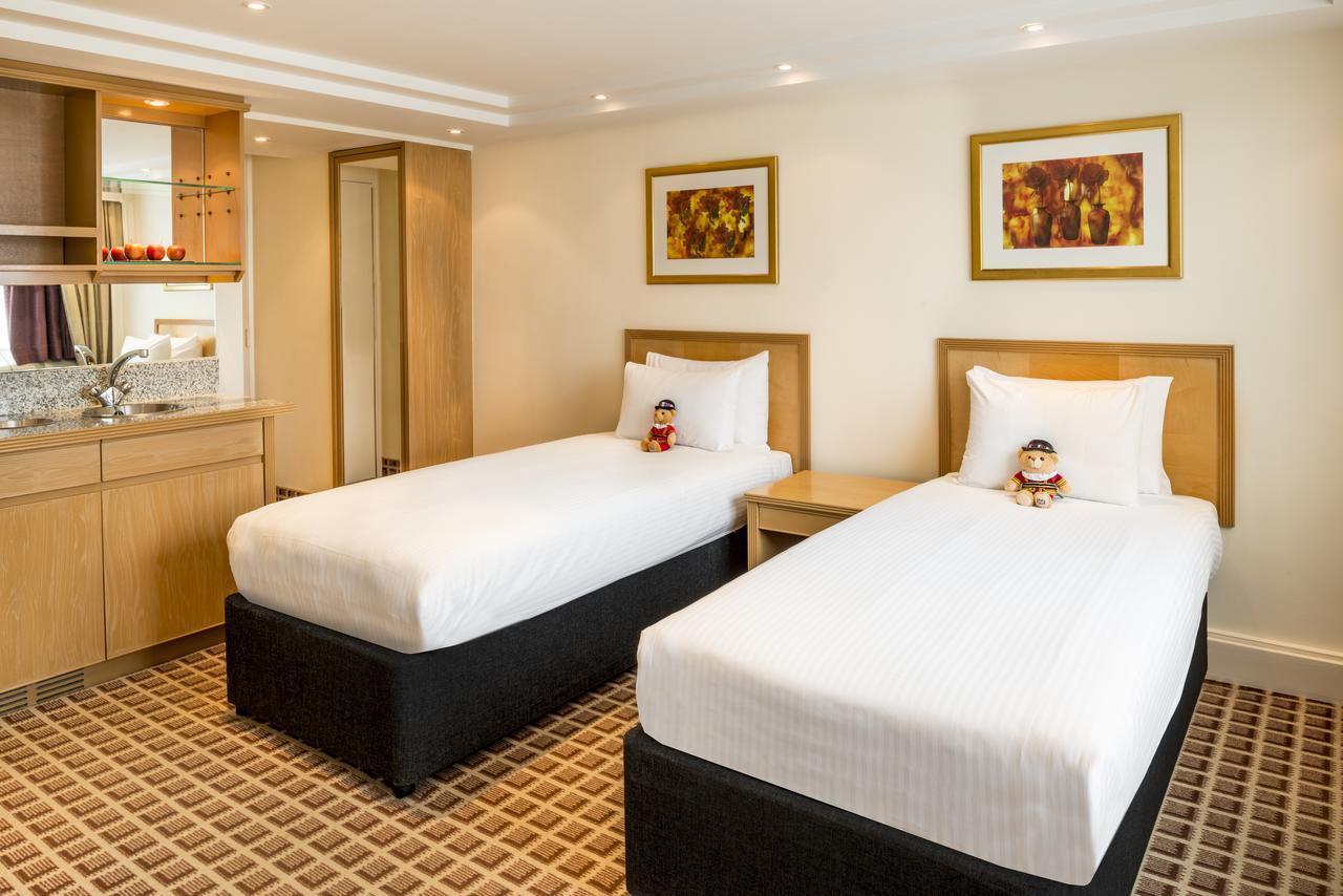 Copthorne Tara Kensington Hotel