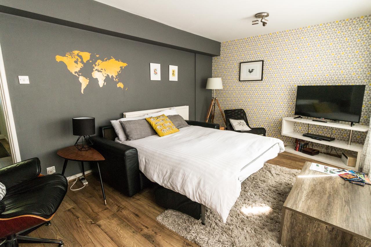 Modern Central Family-home For 6 Apartment *