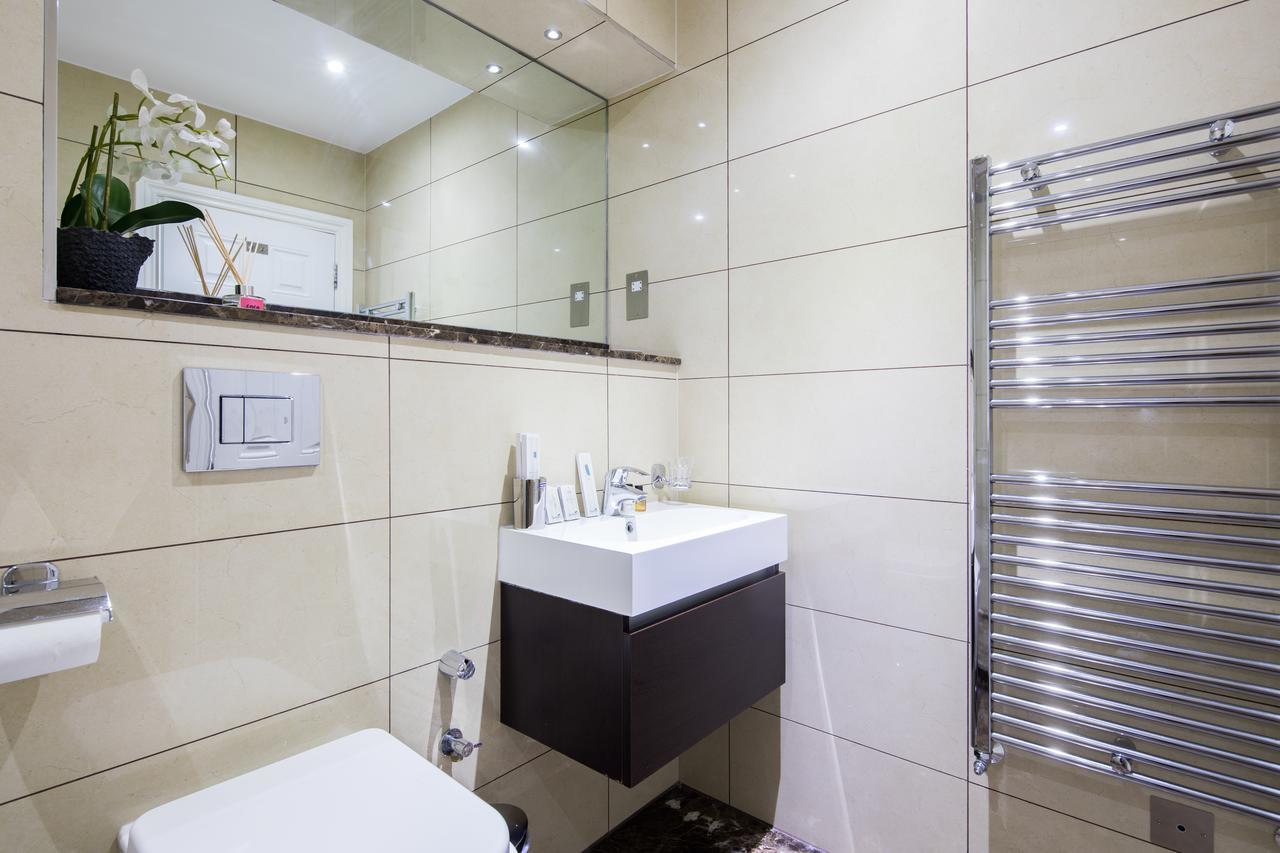 Lancaster Gate Hyde Park By Collection *