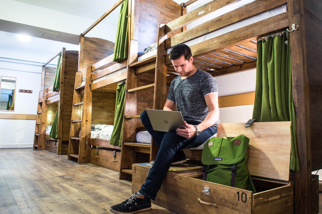 Hostel Palmers Hillspring At Willesden *