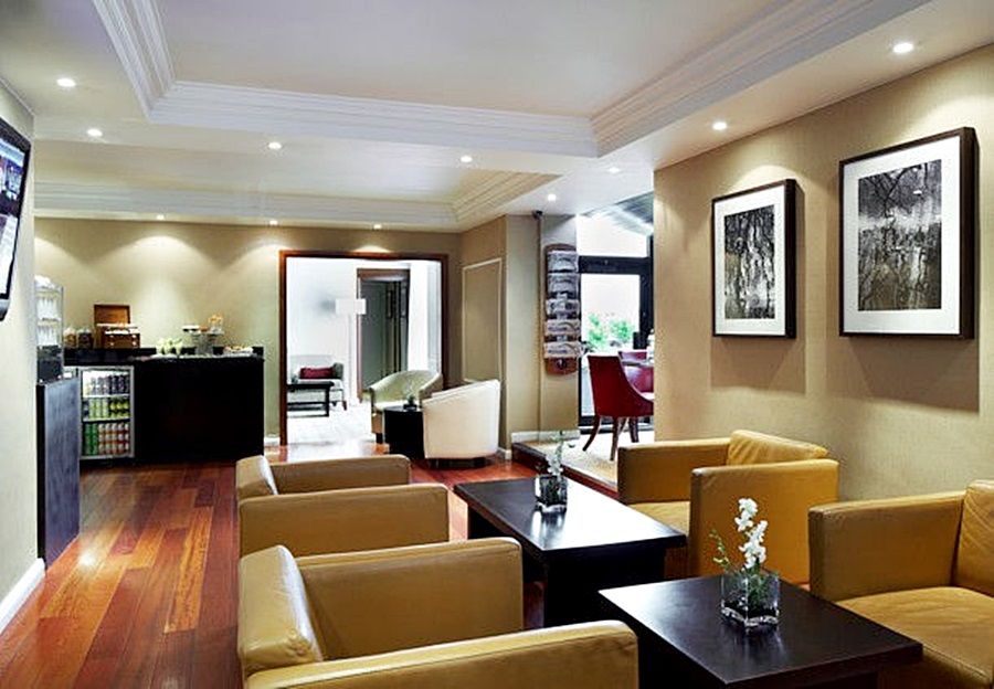 Marriott Regents Park Hotel
