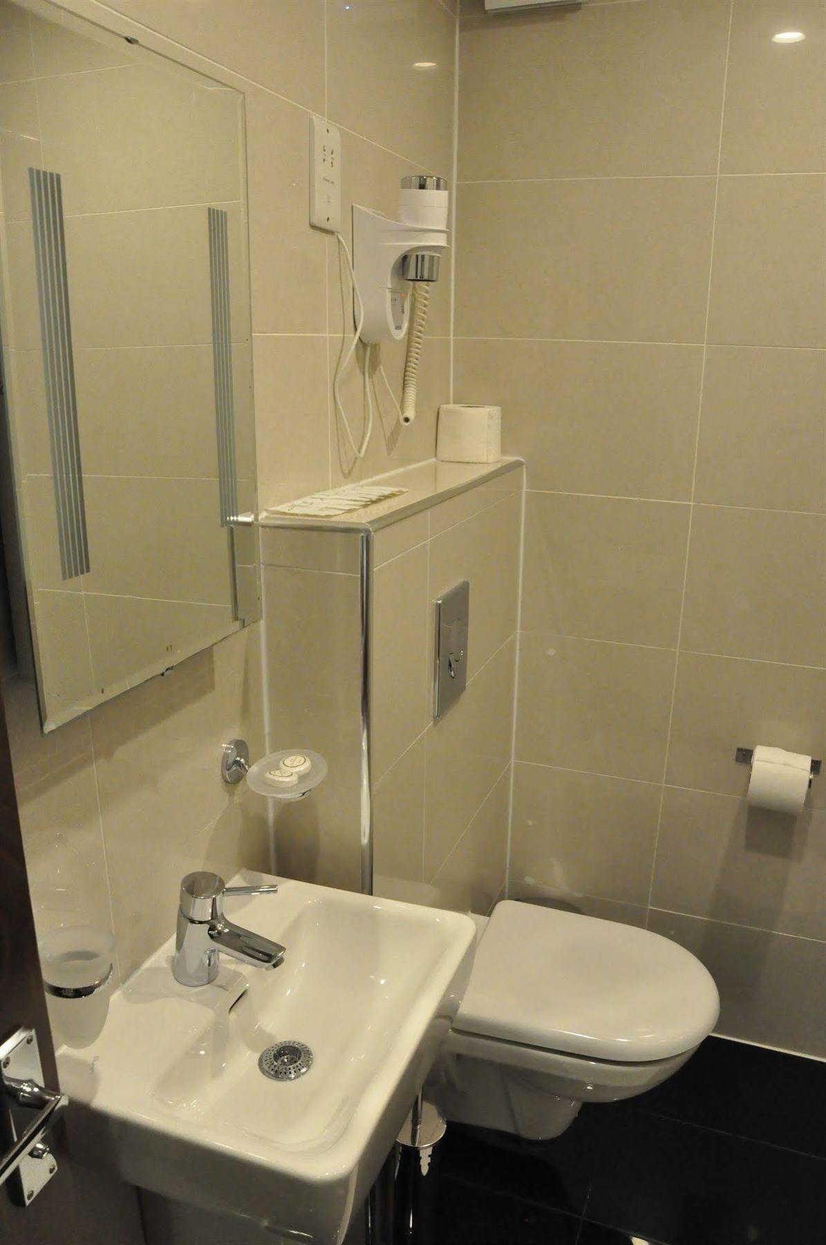 Nox Kensington Gardens 4* Londres