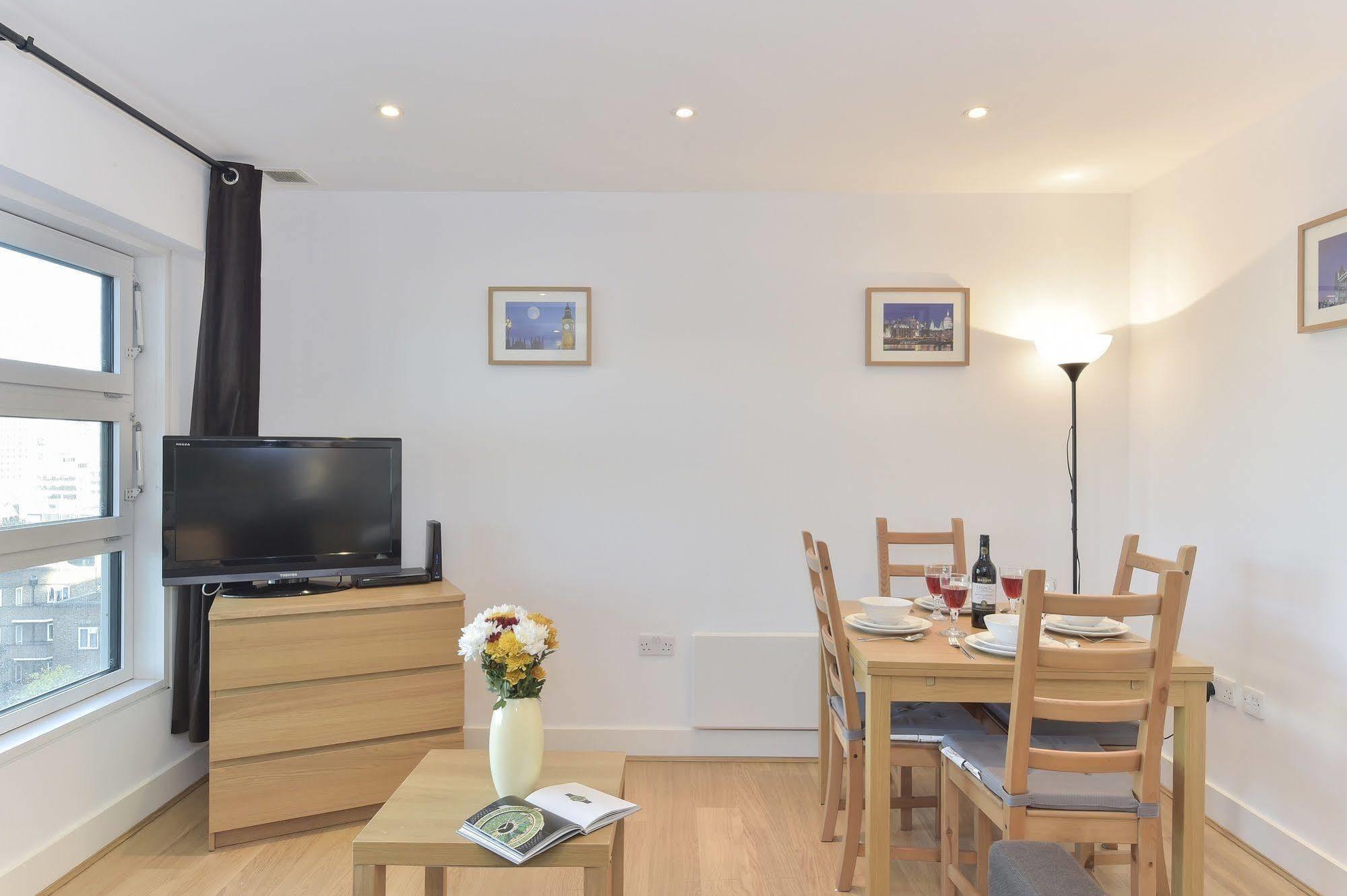 Beautiful 4-bedroom Flat In Bridge/borough! London