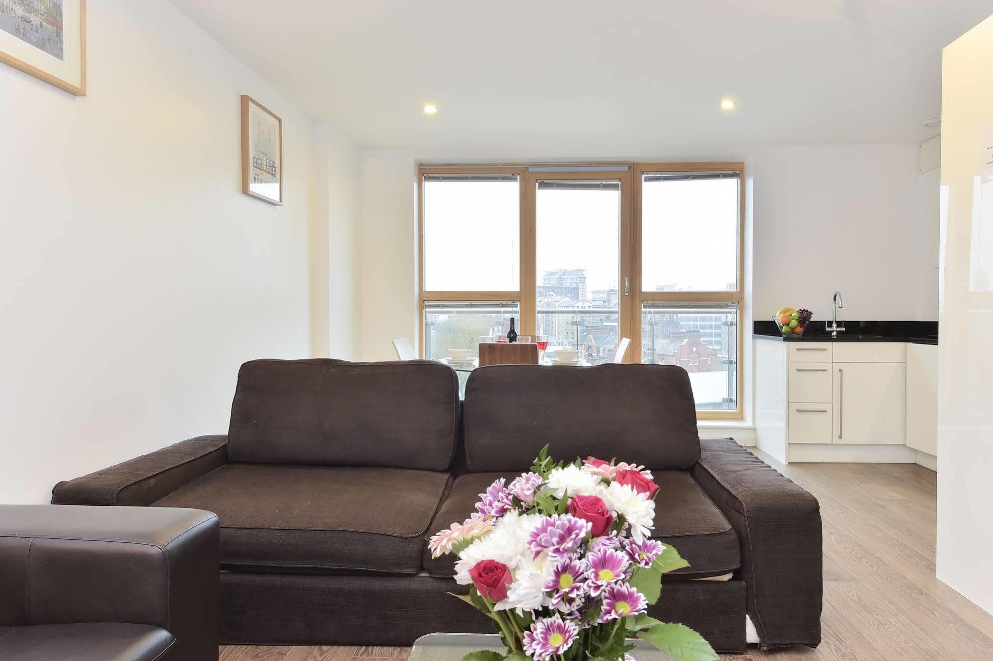 Beautiful 4-bedroom Flat In Bridge/borough! Apartment *