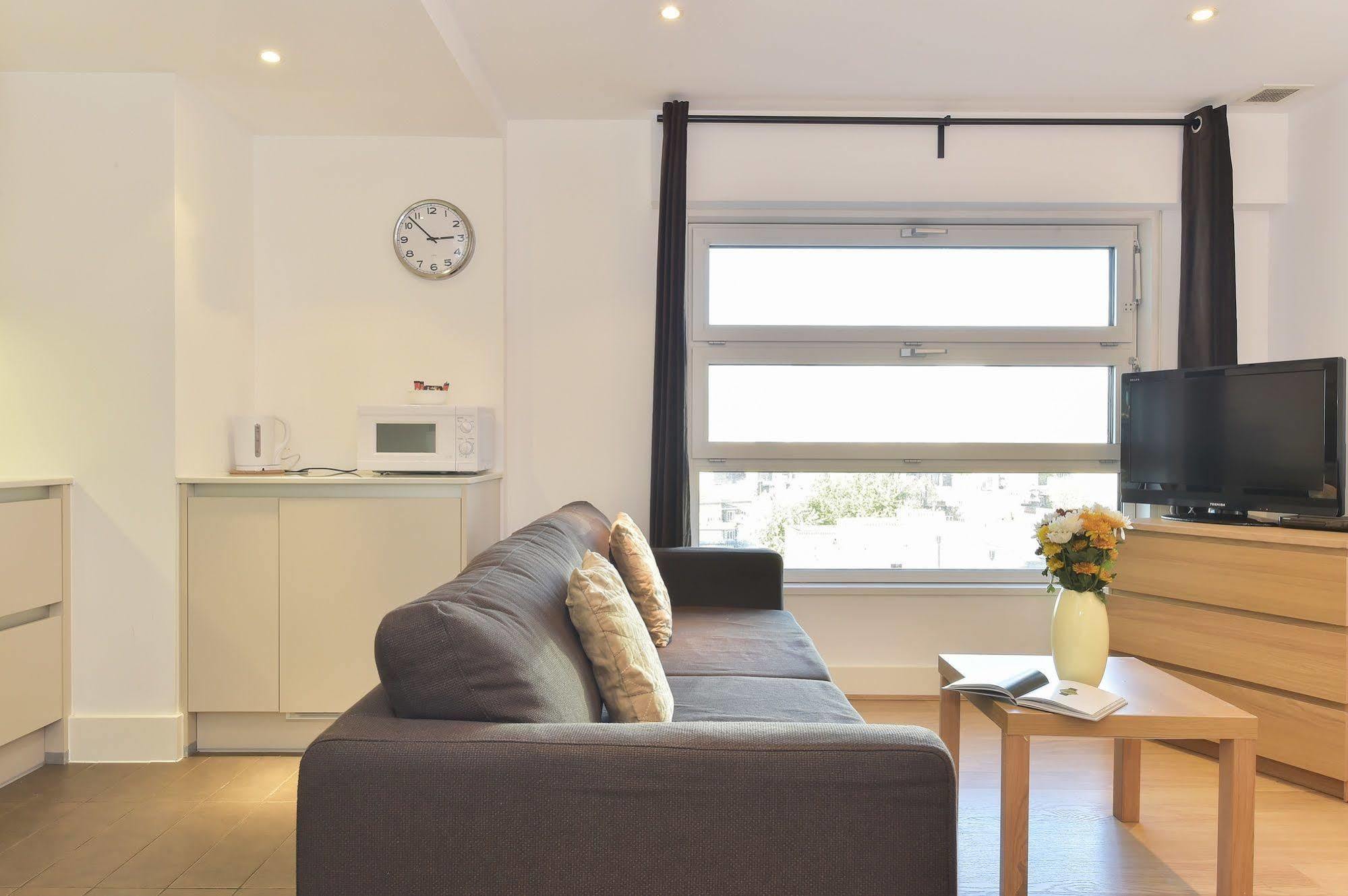 Beautiful 4-bedroom Flat In Bridge/borough! Apartment London