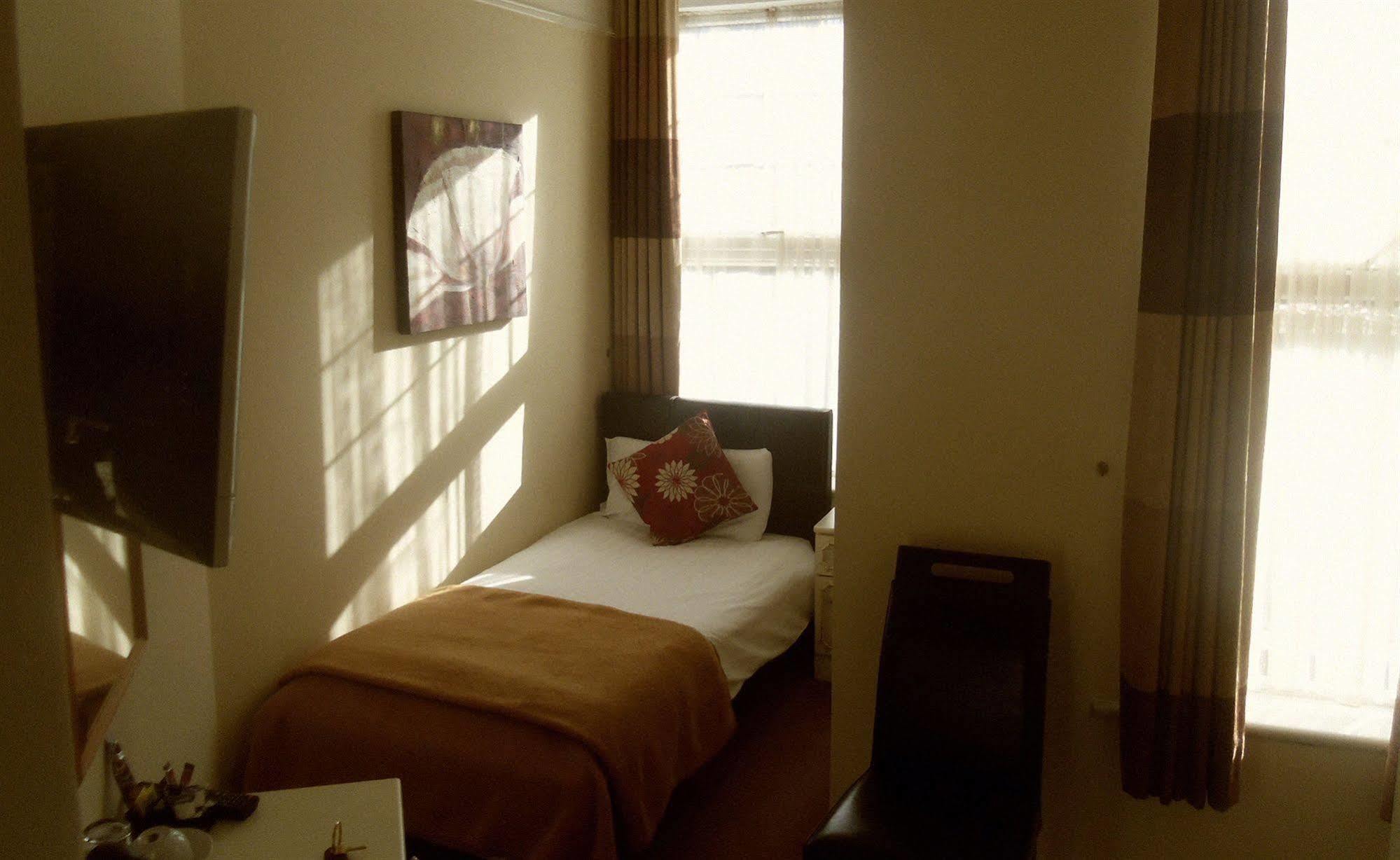Hotel Roseview Alexandra Palace