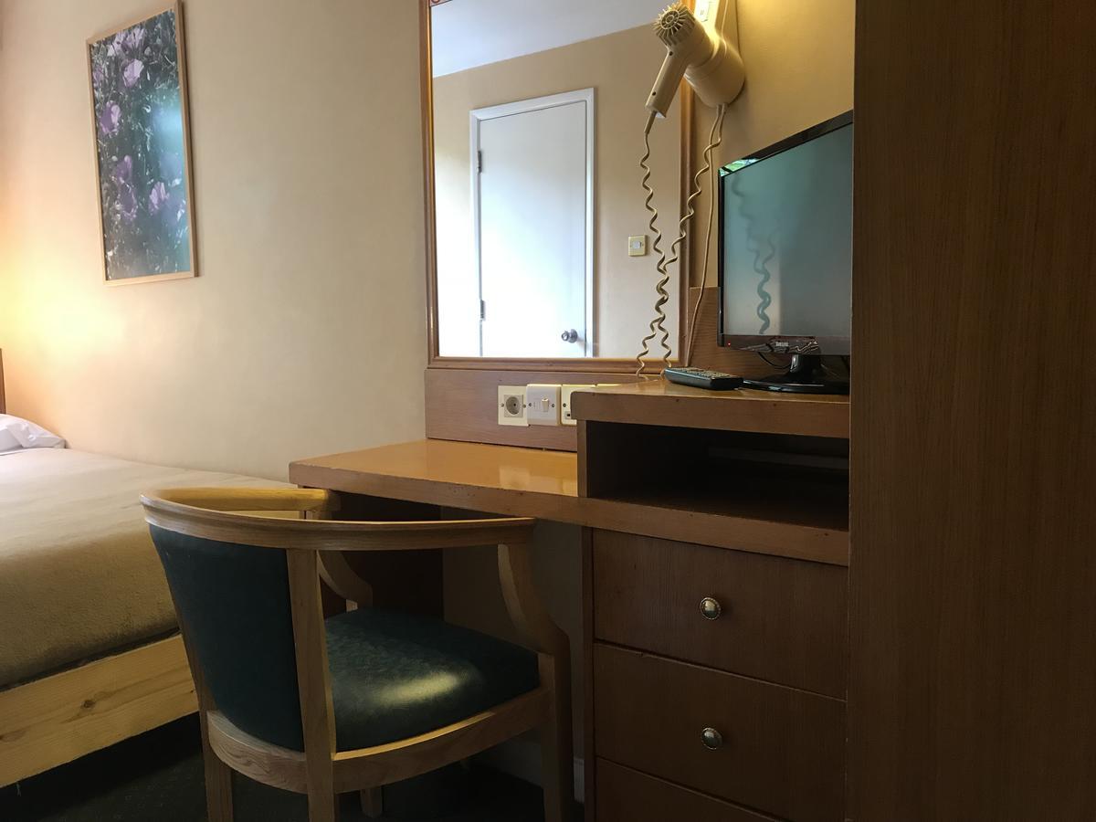 The Beverley House Hotel Londen