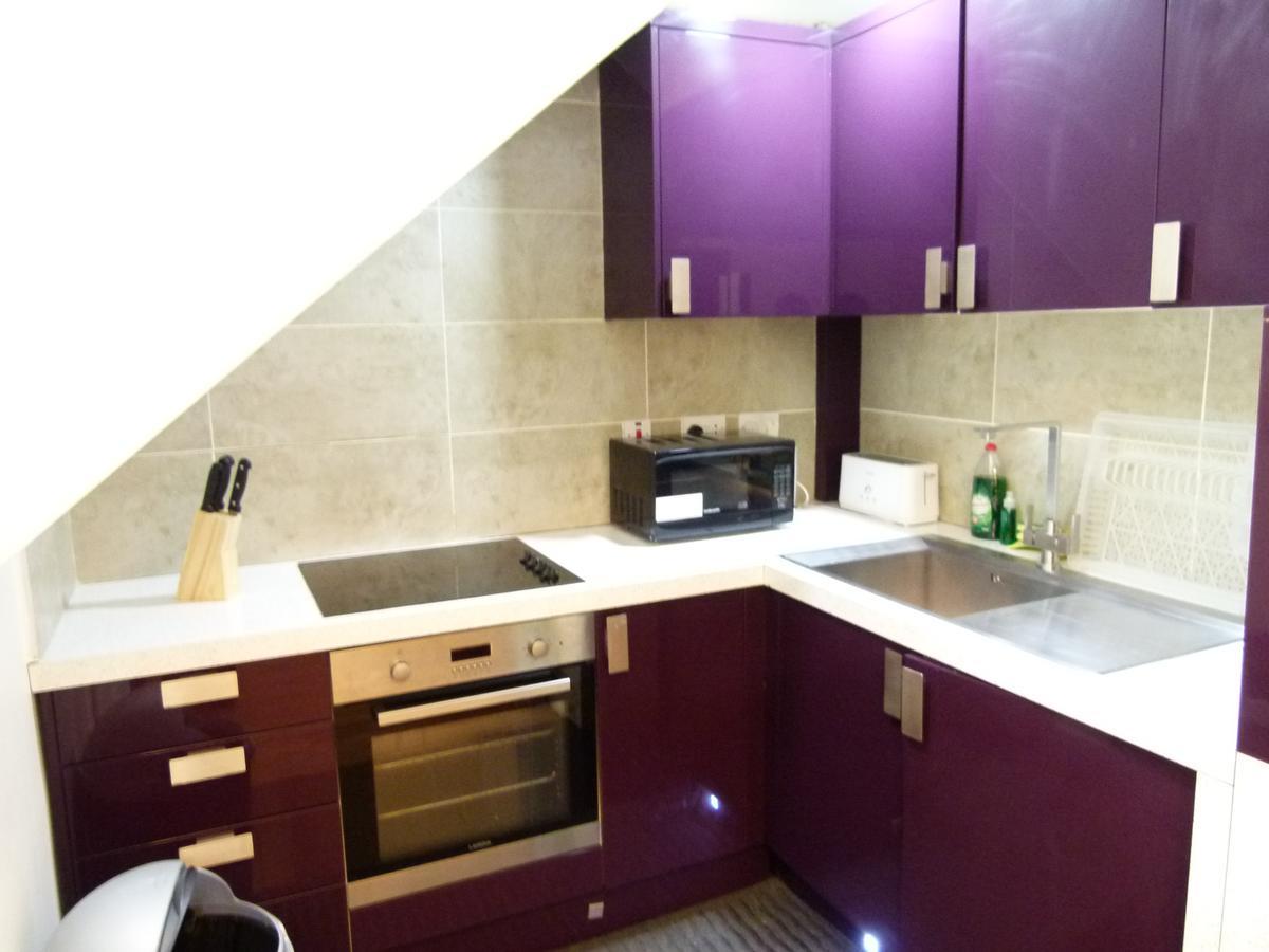Apartment Beautiful Family Barons Court London