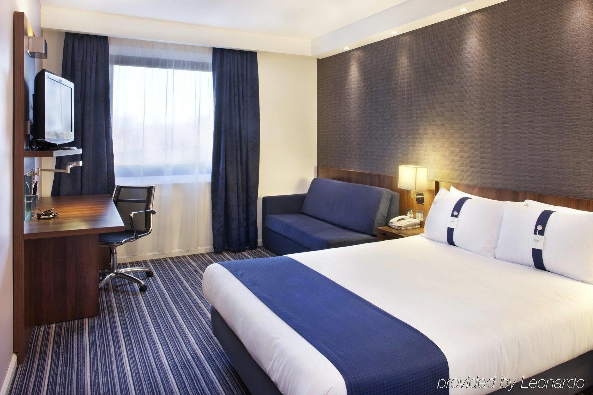 Holiday Express London-wimbledon-south, An Ihg Hotel 3*
