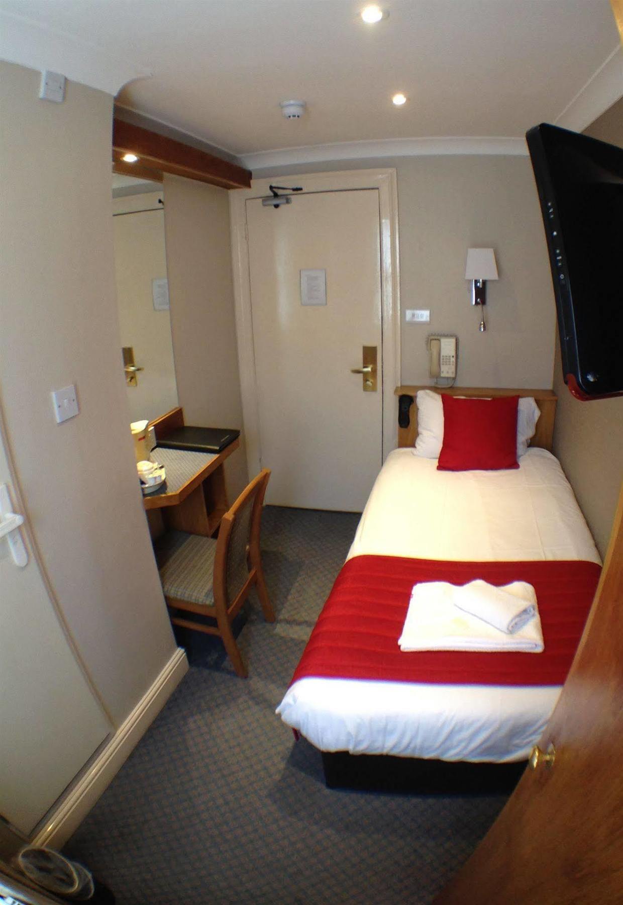 Columbus Hotel London
