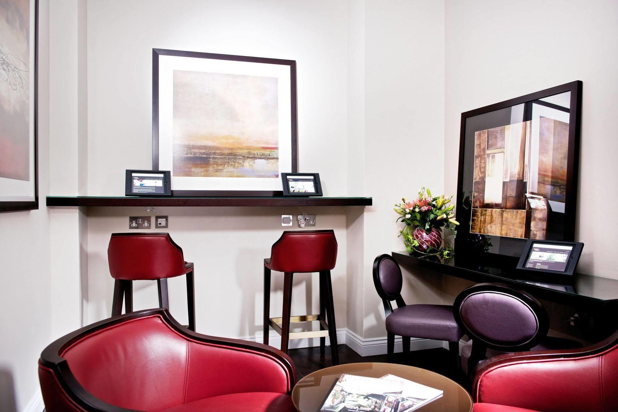 Fraser Queens Gate Aparthotel 4*