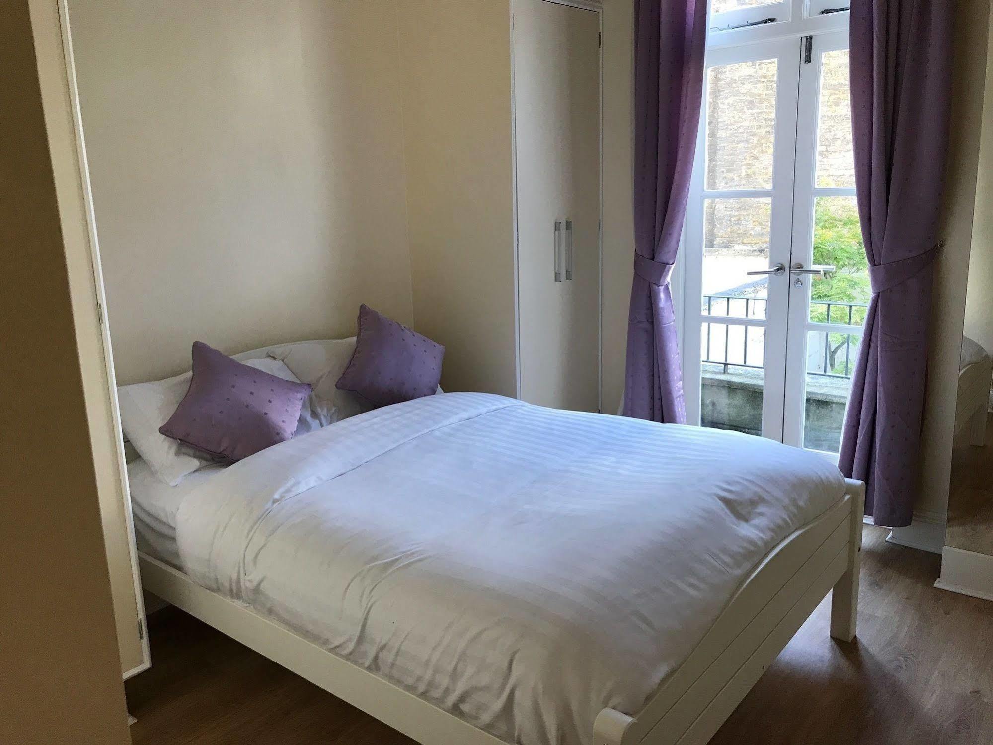 Hotel Oyo Bakers Hotel London Victoria London