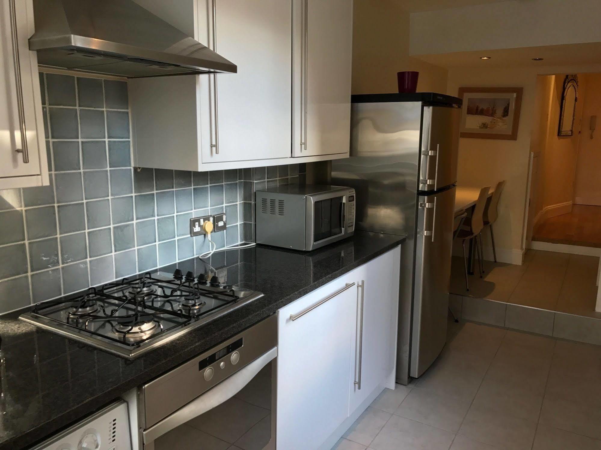 Hotel Oyo Bakers Hotel London Victoria 3*