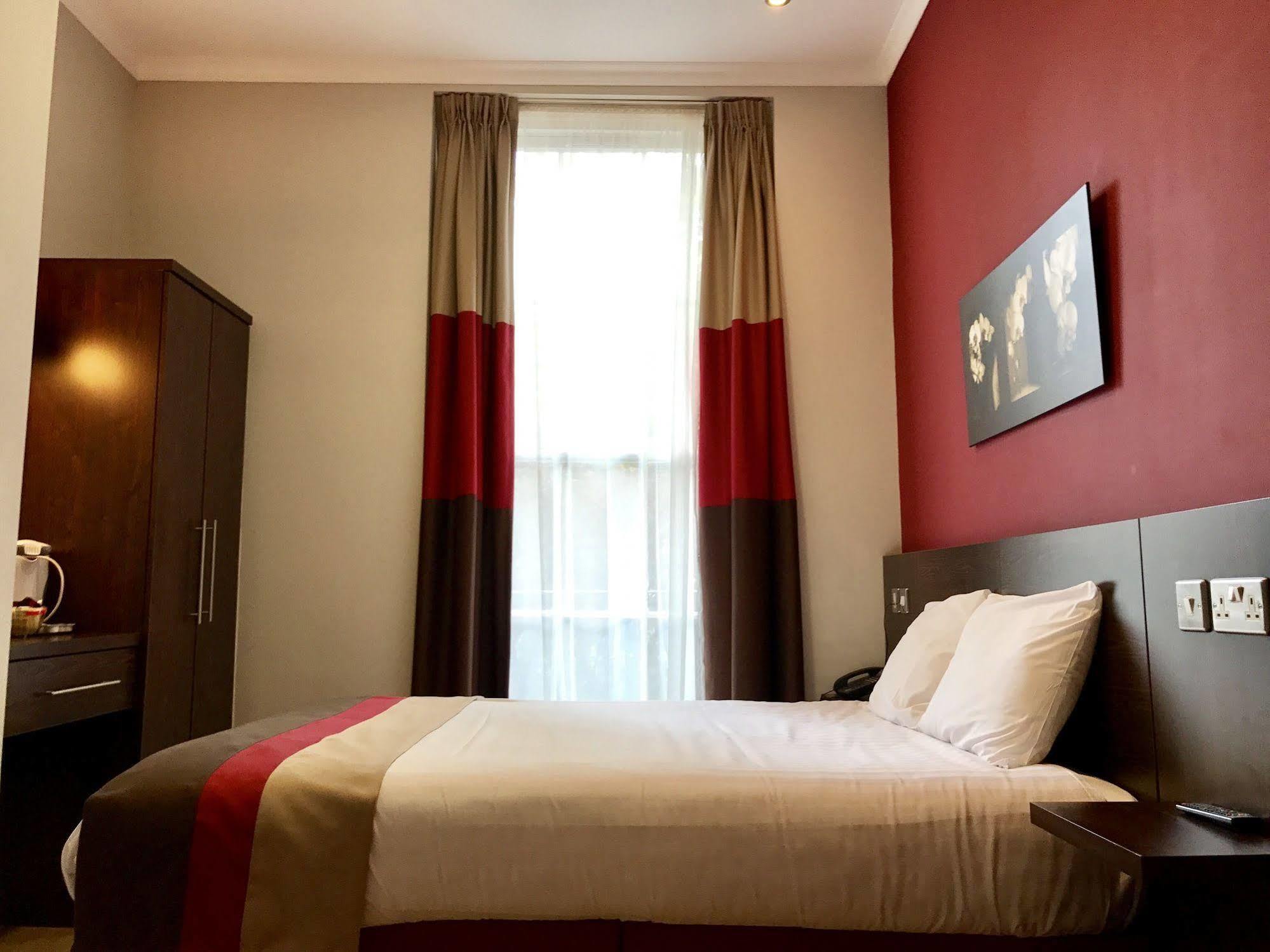 Hotel Royal Cambridge London