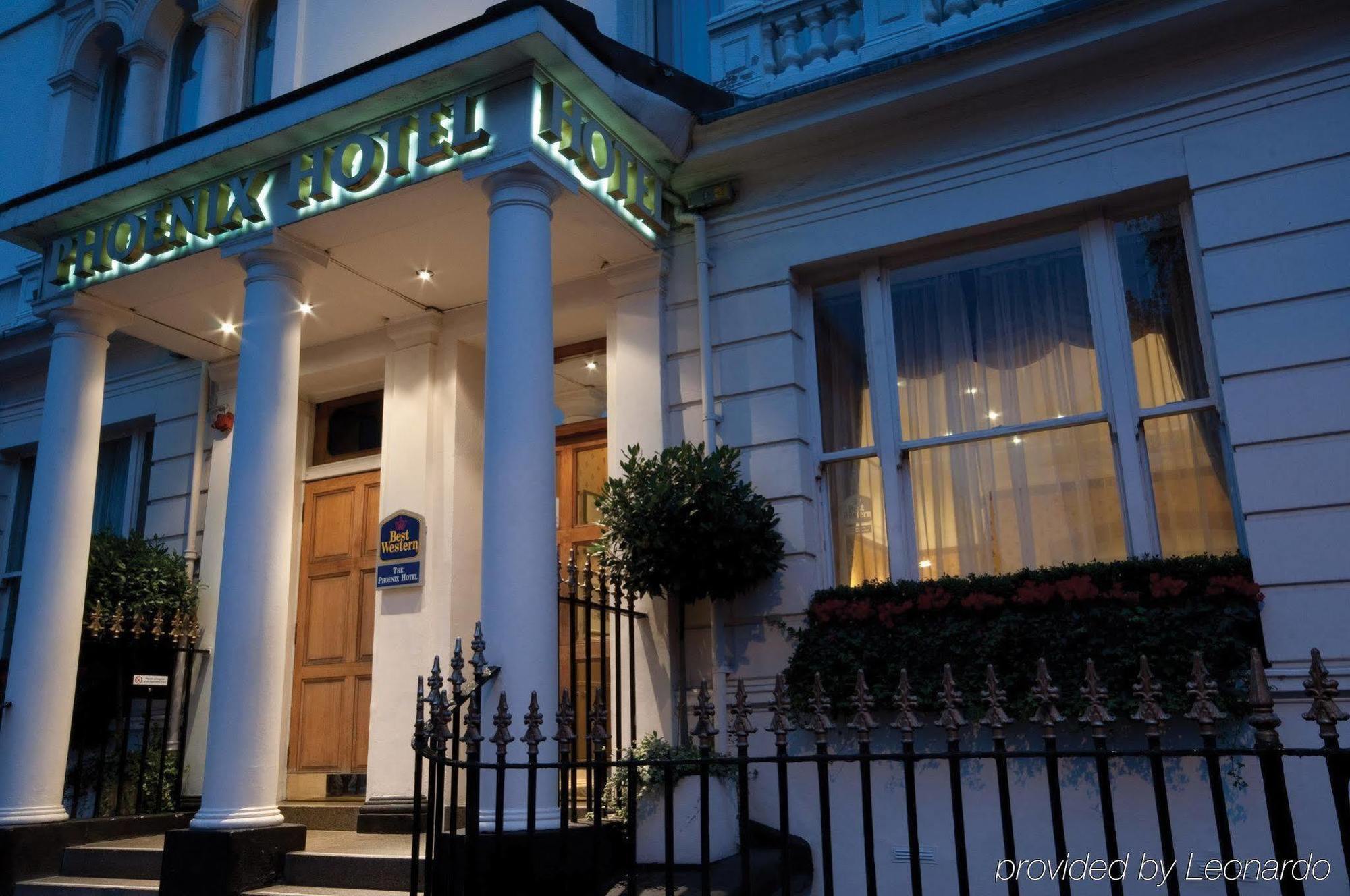 Phoenix Hotel 4*
