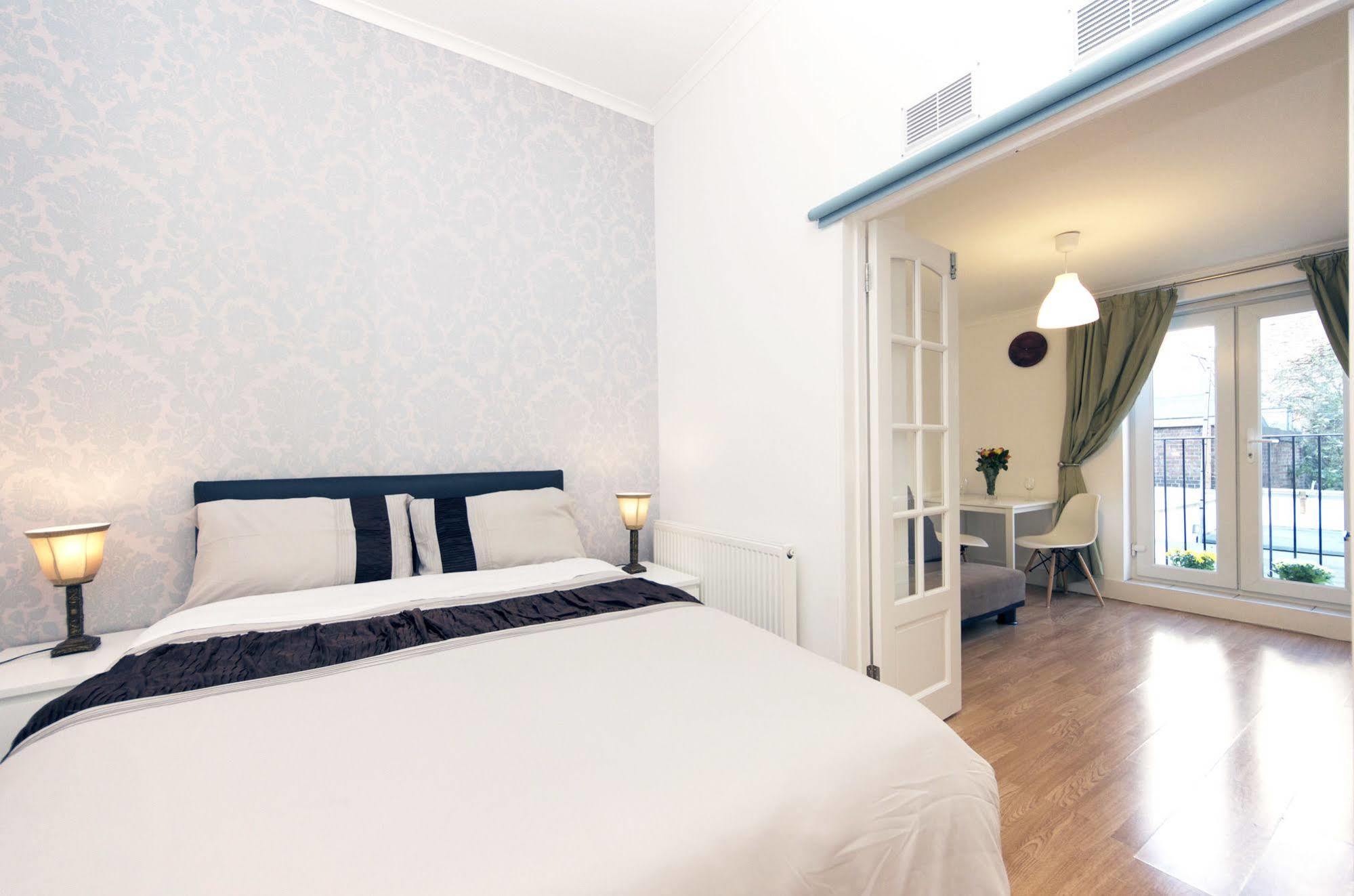 Hotel W14 *