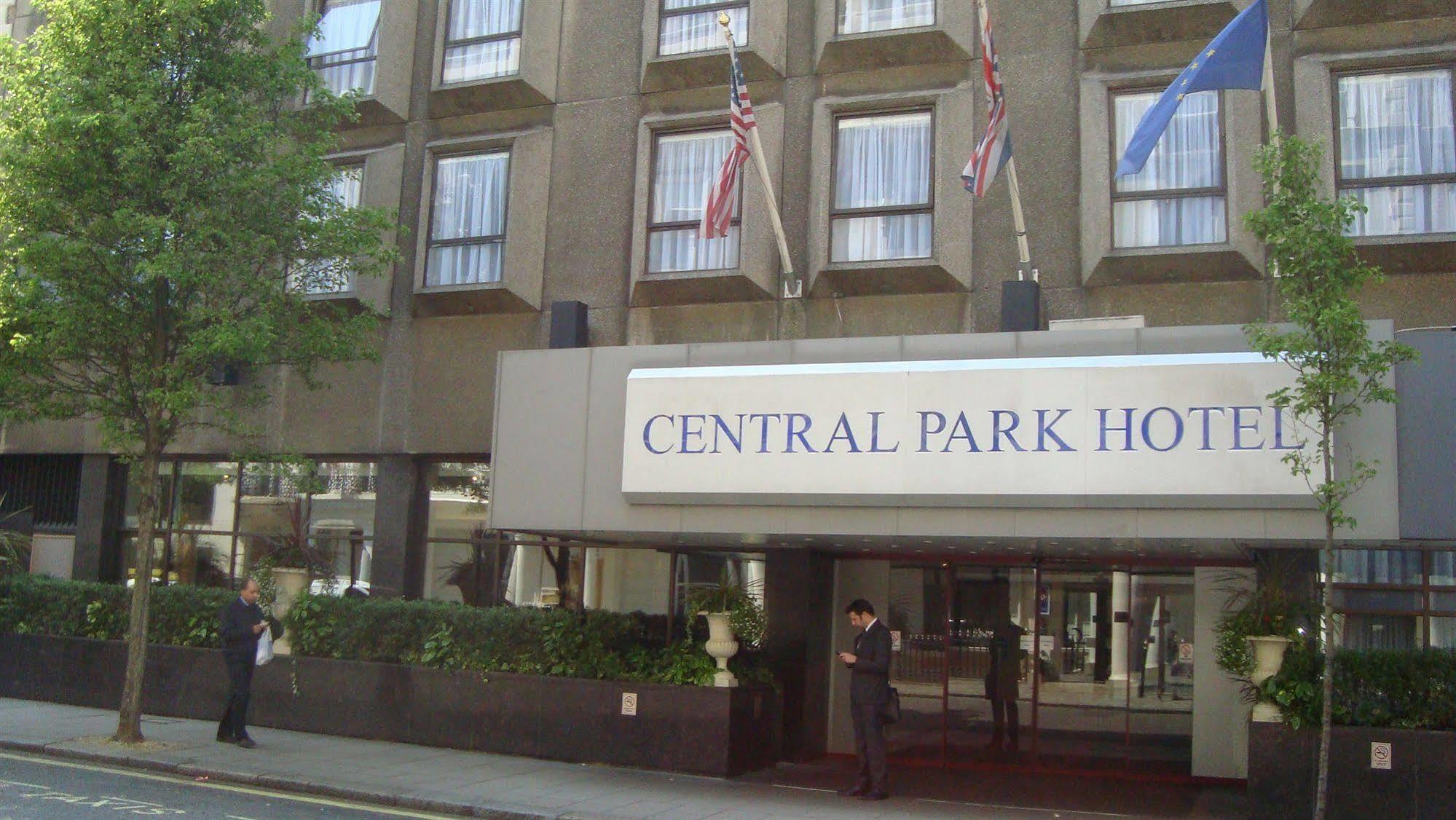 Central Park Hotel 3*