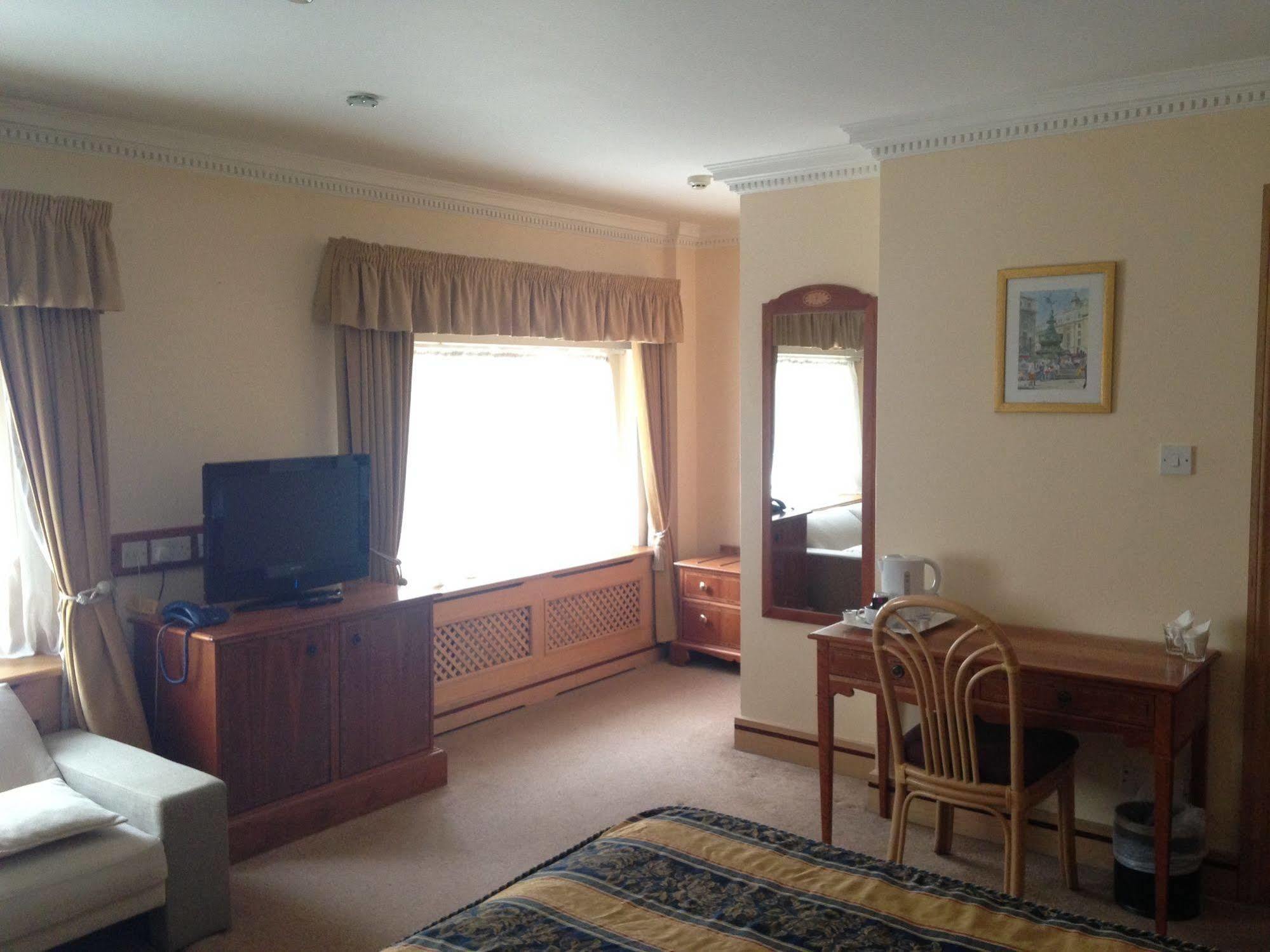 Hotell Troy 3*