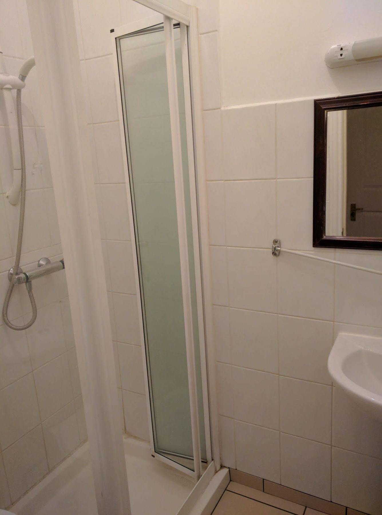 Guest house A To B London