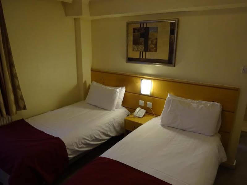 Americana 3* Londen