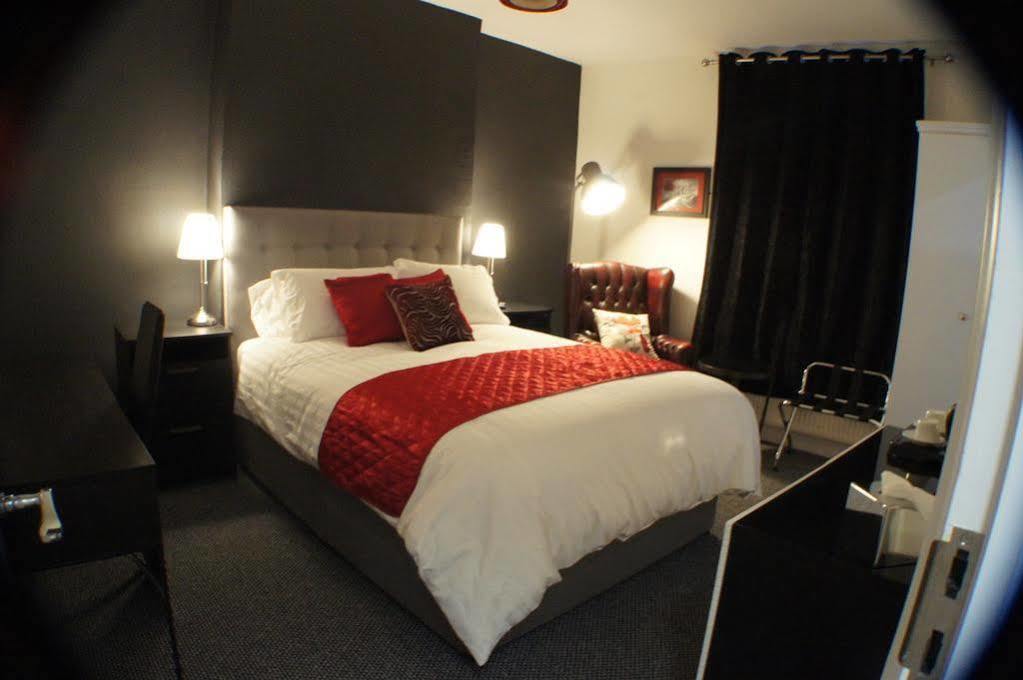 Grand Junction Arms 3*