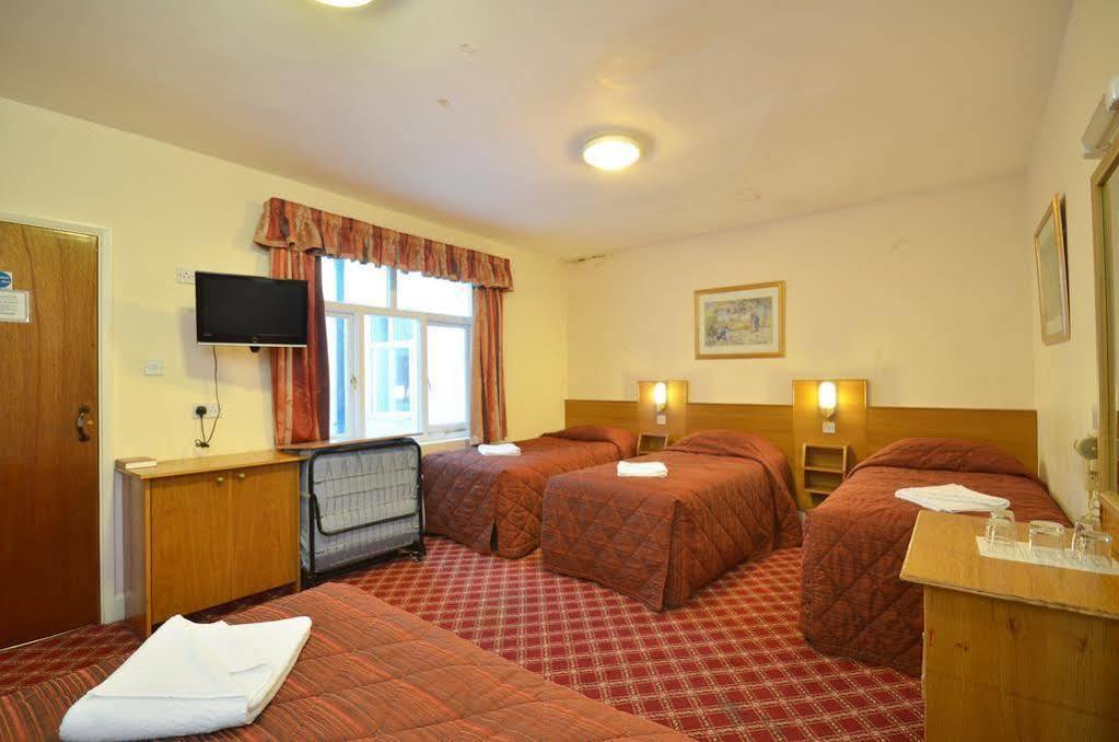 Seymour Hotell 2*