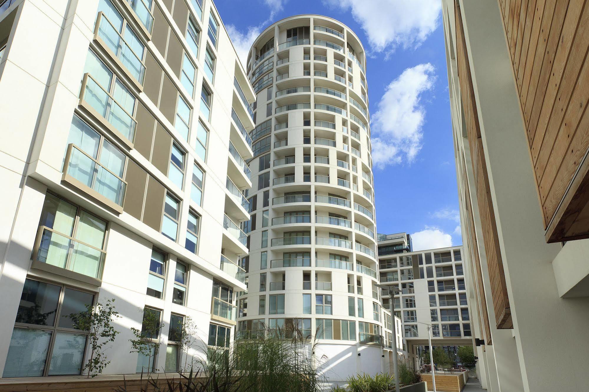 Saco Canary Wharf - Trinity Tower Lägenhetshotell London