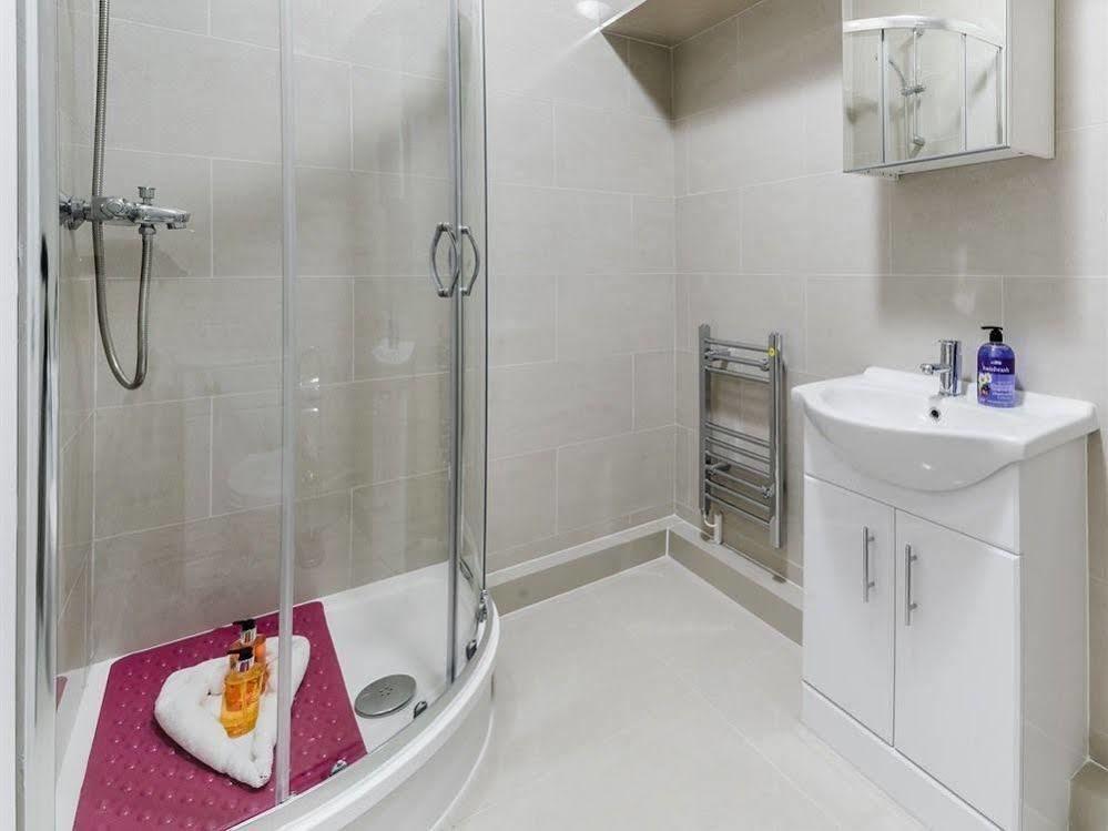 Commercial House London