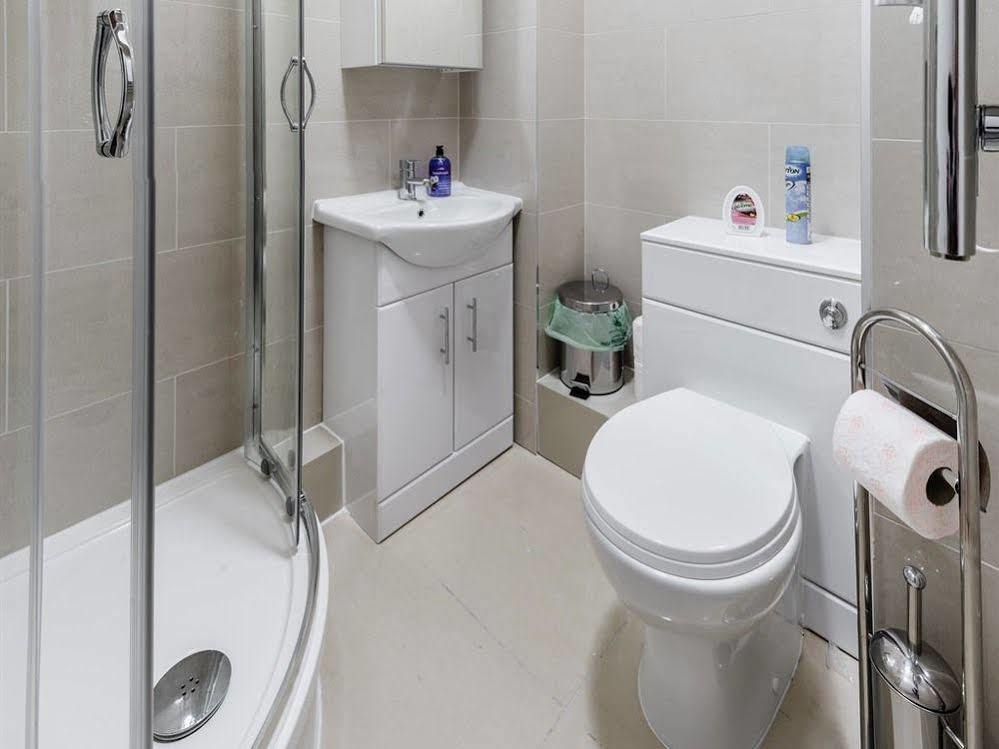 Commercial House London