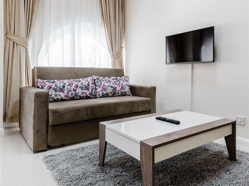 Commercial House London