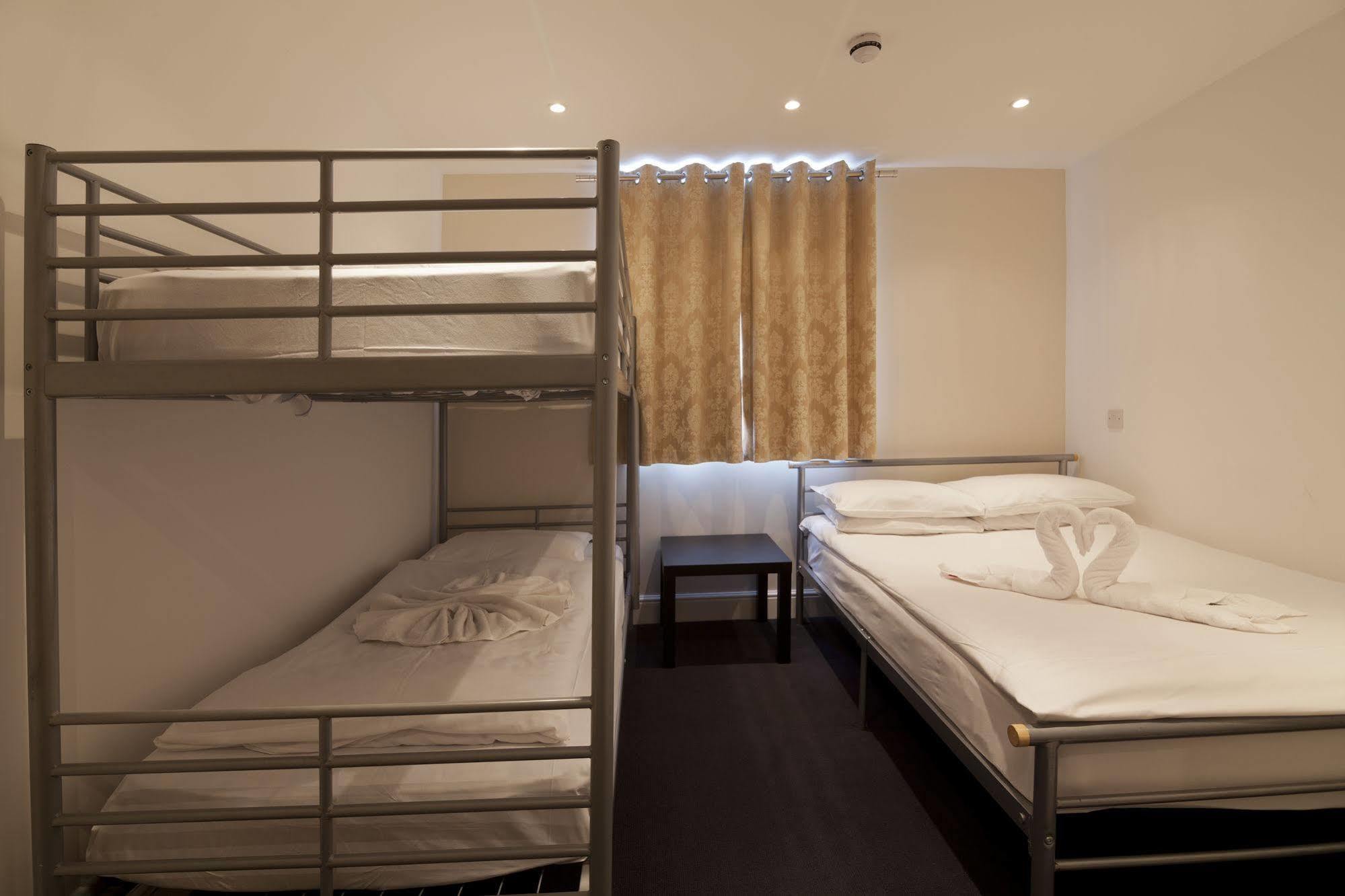 Nox Hyde Park Aparthotel 4*